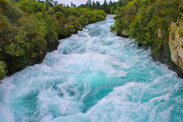 Huka river